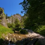 Na Szczycie Z Sauna I Kominkiem